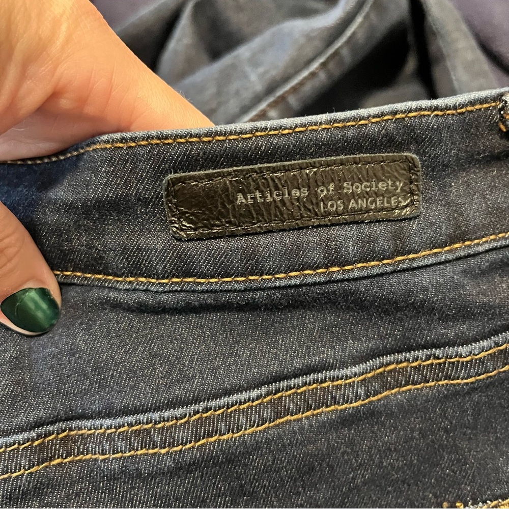 Articles of‎ Society dark wash raw hem flare leg denim jeans women’s size 31 - Picture 6 of 12